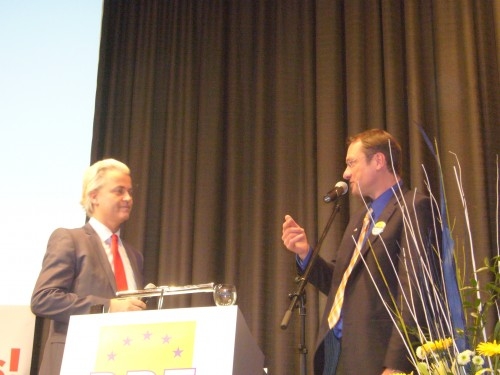 Geert Wilders et Michel Stürzenberger.jpeg
