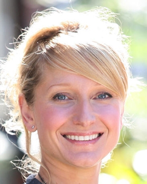 Sian Astley.jpg