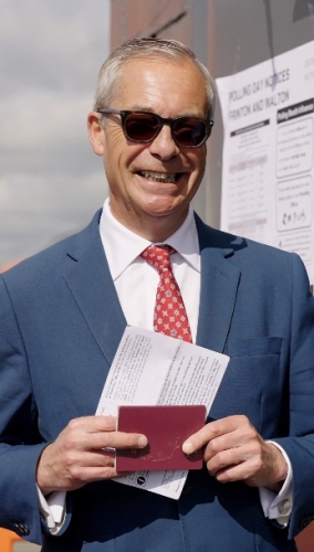 Farage 1.jpg
